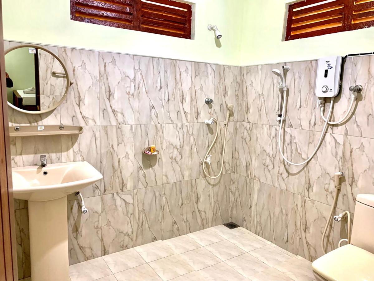 Hotel Walawa Blue Sapphire Udawalawe Zewnętrze zdjęcie