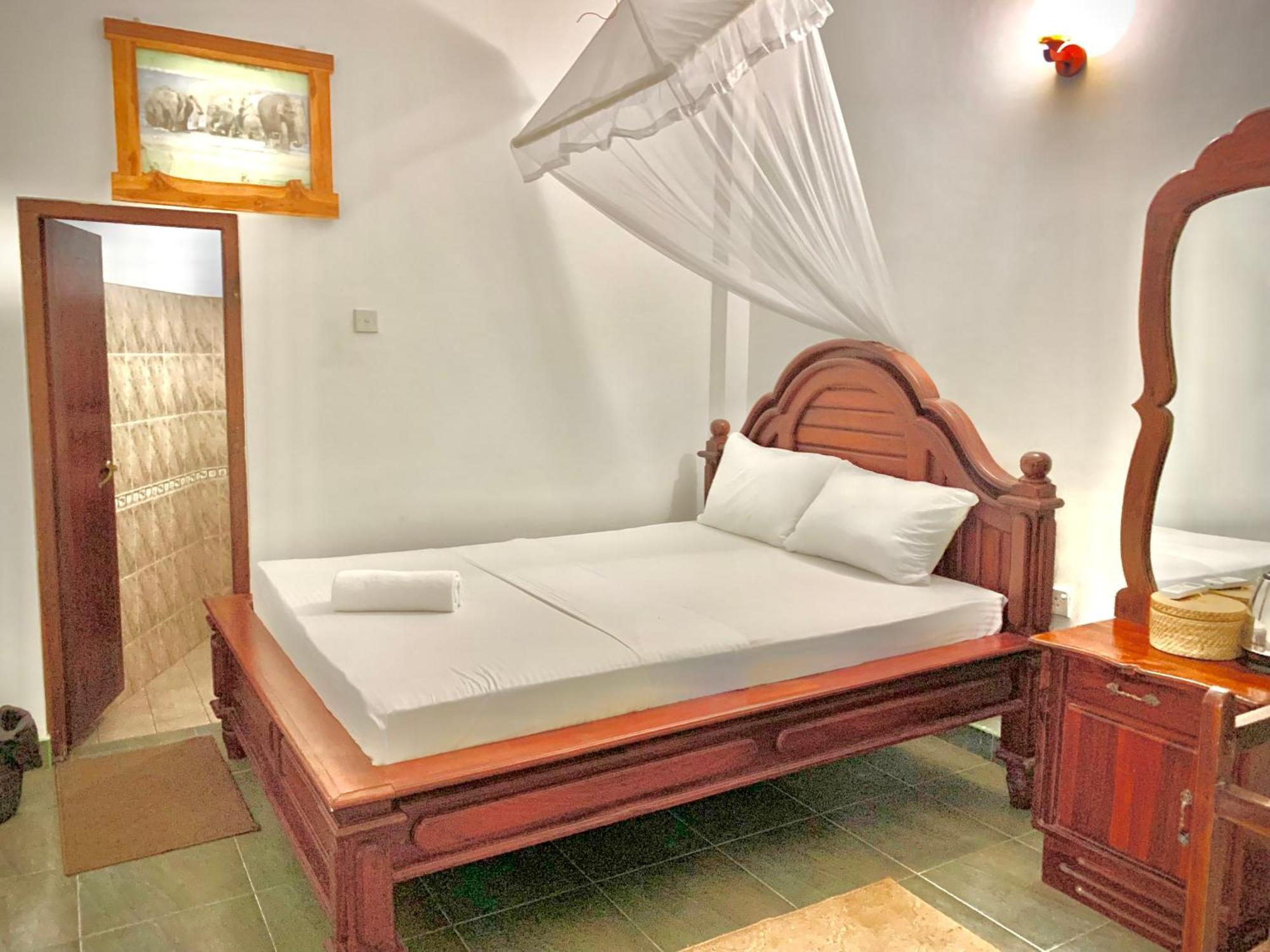 Hotel Walawa Blue Sapphire Udawalawe Zewnętrze zdjęcie